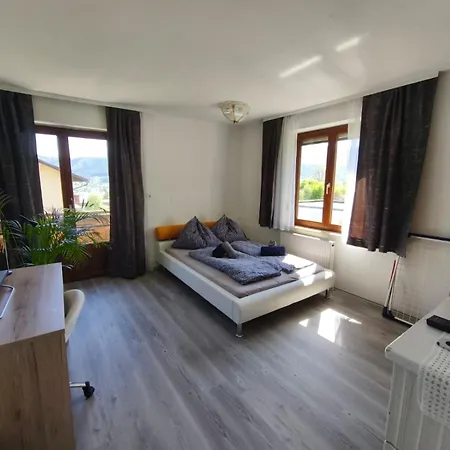 Spacious In Modern Flat * Innsbruck